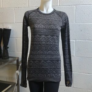 lululemon athletica Tops - Lululemon black l/s texture top sz 8 60958 lululemon athletica Tops - Lululemon black l/s texture top sz 8 60958